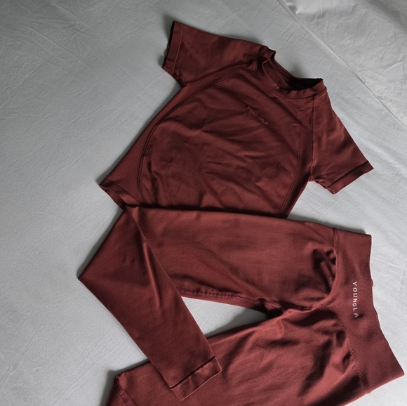 YoungLA seamless curve compression tee - cider - Picture 4 of 5